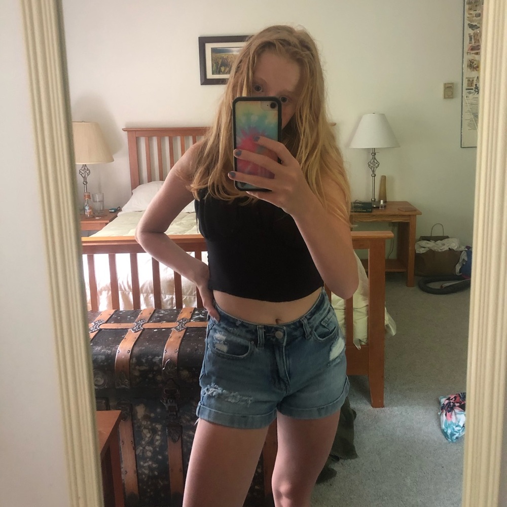 Light wash denim shorts🍧